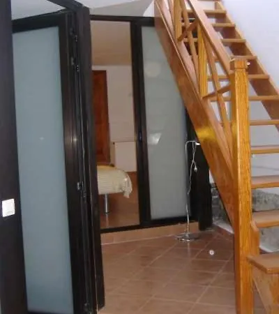 Sleeps 8 Pool Wifi * Uga