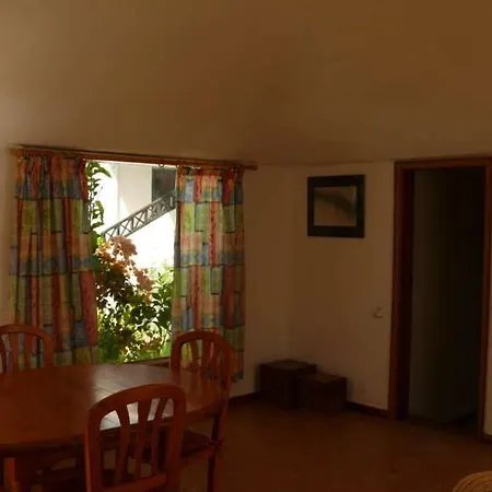 Apartmán Sleeps 8 Pool Wifi