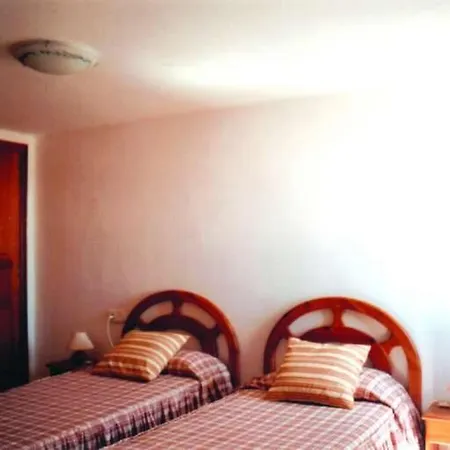 Sleeps 8 Pool Wifi * Uga