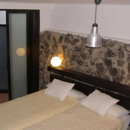 شقة Sleeps 8 Pool Wifi Uga