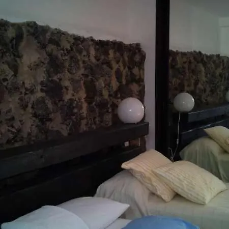 Sleeps 8 Pool Wifi شقة Uga