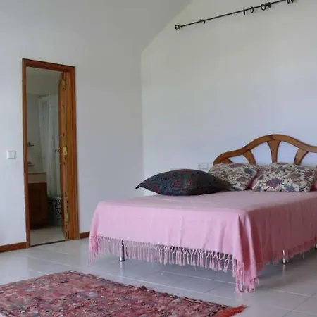 شقة Sleeps 8 Pool Wifi Uga